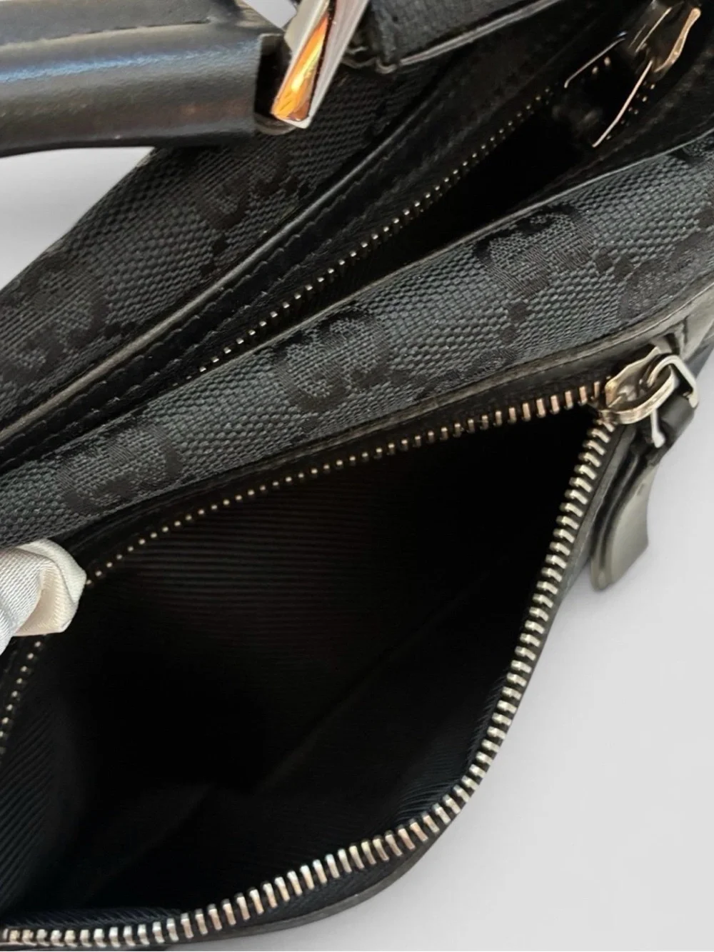 Gucci Black Logo Shoulder Bag with Silver Hardware Baguette Pochette - Picture 8 of 11